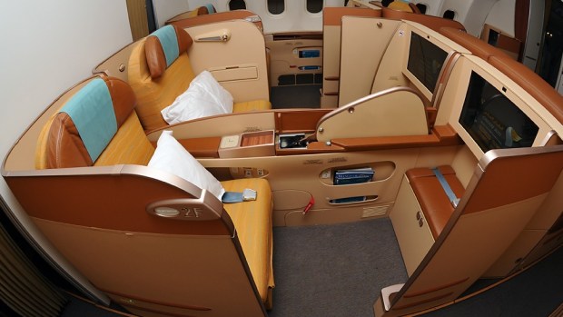 OMAN AIR FIRST CLASS