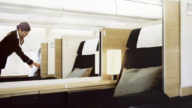 SWISS INTERNATIONBAL AIR LINES FIRST CLASS