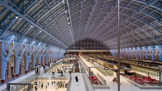 ST PANCRAS INTERNATIONAL STATION, LONDON, UK