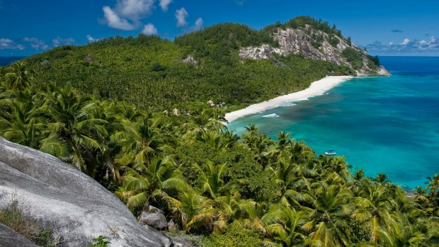 TOP 10 MOST EXCLUSIVE PRIVATE ISLAND RESORTS IN THE WORLD