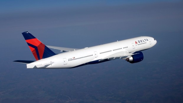 DELTA AIR LINES BOEING 777-200LR