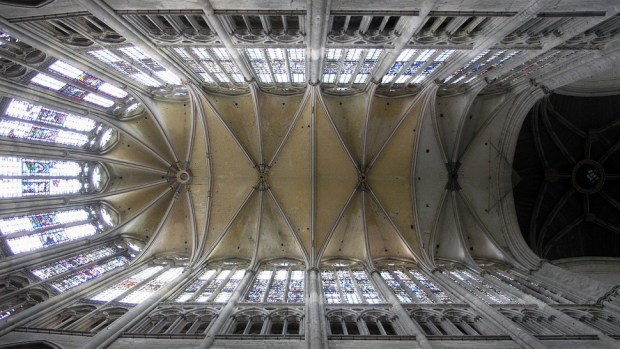 SAINT PIERRE CATHEDRAL, BEAUVAIS