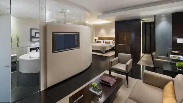 THE LANDMARK MANDARIN ORIENTAL