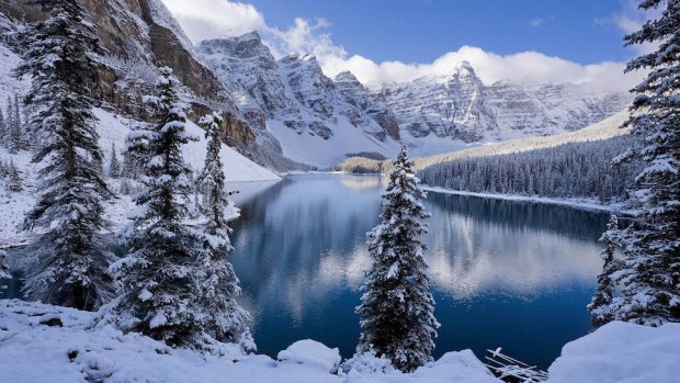 MORAINE LAKE, BANFF NATIONAL PARK, CANADA