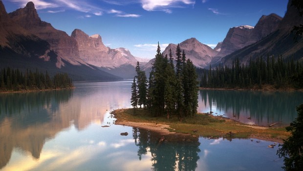 TAKE A CRUISE TO SPIRIT ISLAND