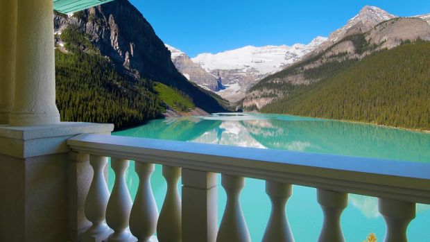 FAIRMONT LAKE LOUISE
