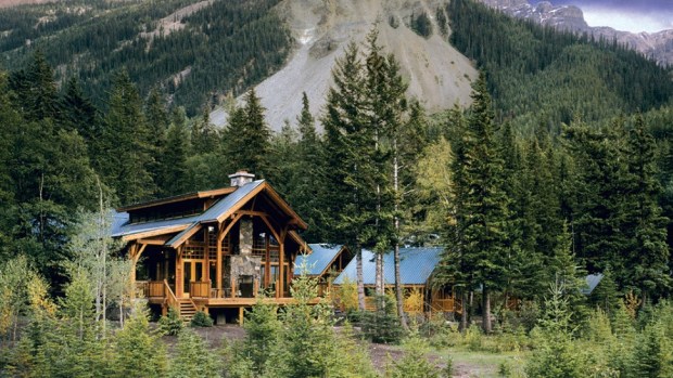 CATHEDRAL MOUNTAIN LODGE