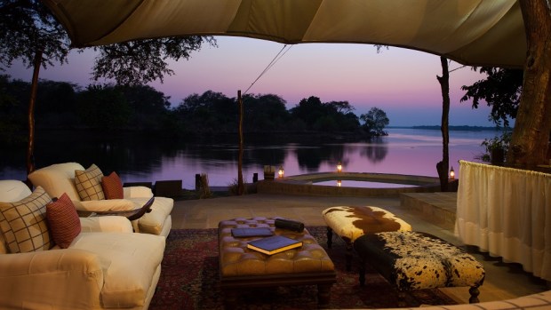 CHONGWE RIVER SAFARI CAMP, ZAMBIA