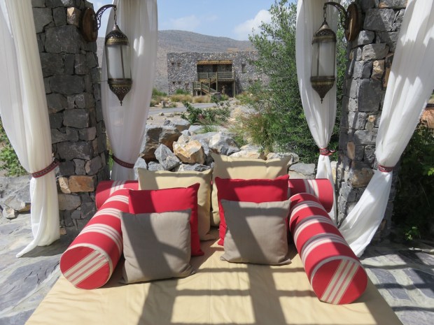 OUTDOOR POOL: CABANAS