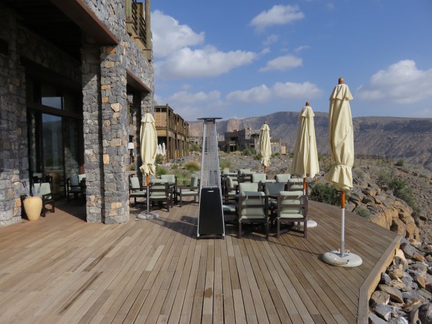 ROSE LOUNGE: TERRACE