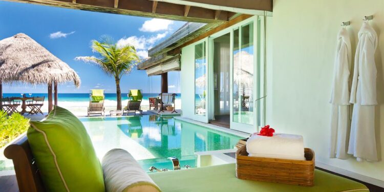 Top 10: world’s best resorts with private plunge pools