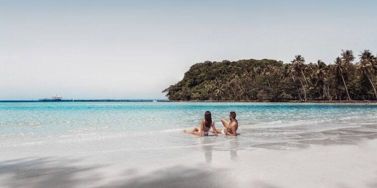 Top 10 most beautiful hotel beaches in the world