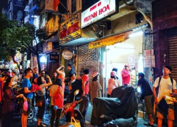 The Most Expensive “Banh Mi” In Ho Chi Minh City That Is Worth A Try