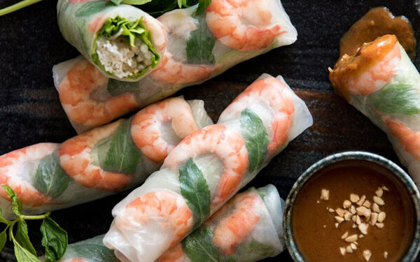 Fresh spring roll (Gỏi cuốn)