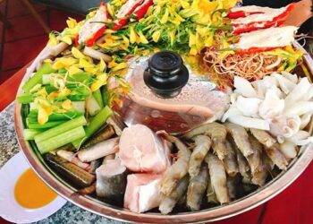 Lau mam (Fish hotpot)