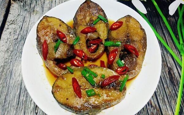 Braised and Caramelized Fish in Coconut Milk