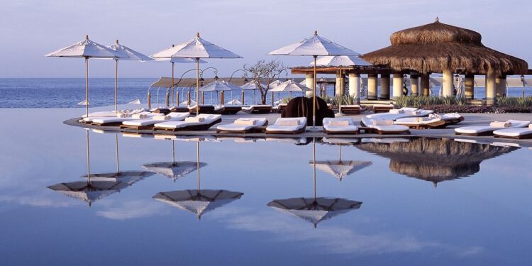 Top 10: luxury hotels loved by celebrities