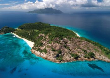 Top 10: world’s most exclusive island resorts