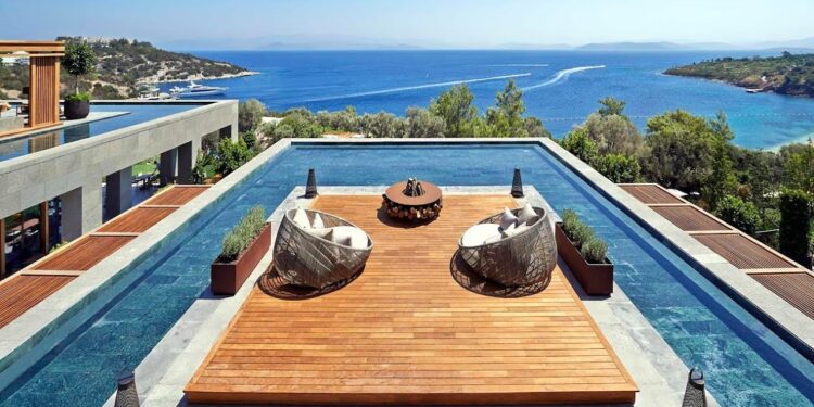 Travel tip: how to stay for FREE at a hotel