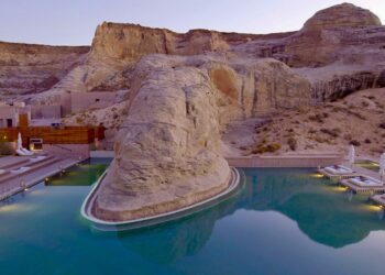 Top 10 most amazing desert hotels in the world