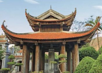 Explore the Royal Capital of Vietnam: Hoa Lu in Ninh Binh