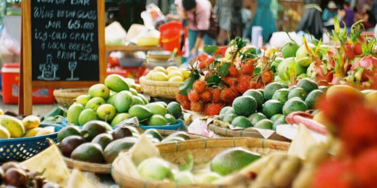 Vietnamese Fruits: 15 Tasty Fruits of Vietnam