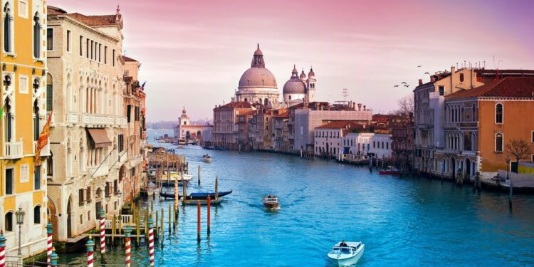 Top 10 best luxury hotels in Venice