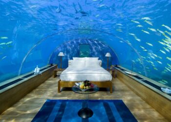 Top10: best underwater hotels in the world