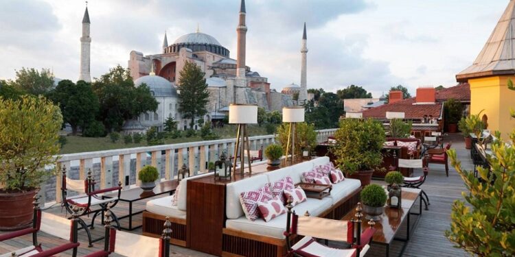 Top 10: most luxurious hotels in Istanbul