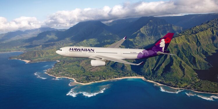 Which USA airlines offer lie-flat seats to Hawaii?