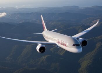 The A350 vs B787 Dreamliner: which plane is best?