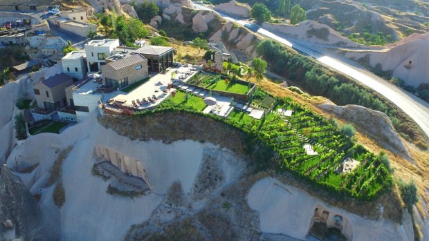 ARIANA SUSTAINABLE LUXURY LODGE