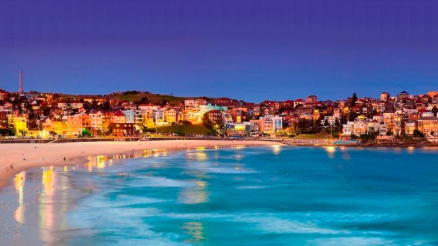 BONDI BEACH, SYDNEY (AUSTRALIA)