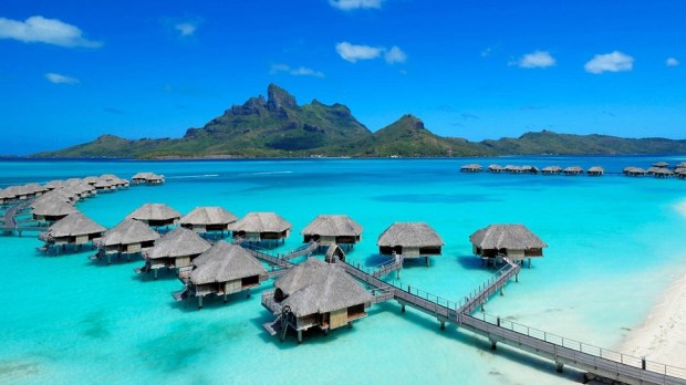 FOUR SEASONS BORA BORA