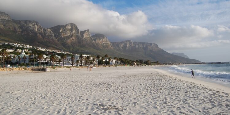 Top 10: most beautiful city beaches in the world