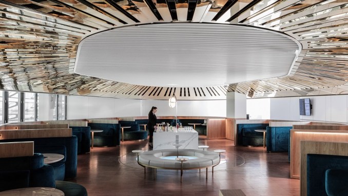 AIR FRANCE BUSINESS LOUNGE, PARIS