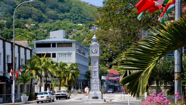 EXPLORE THE CAPITAL VICTORIA